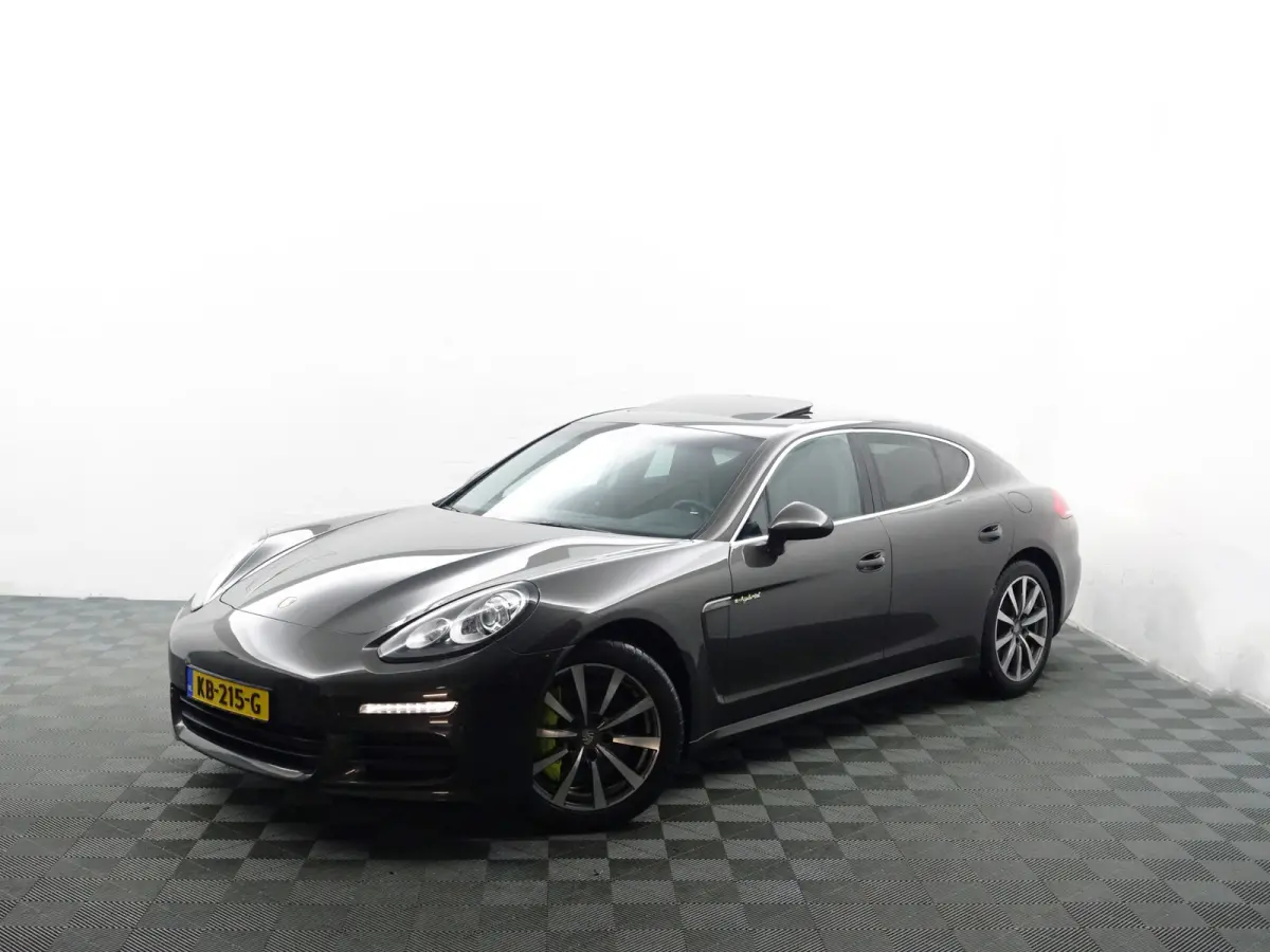 3.0 S E-Hybrid Aut- Sport Chrono, Memory Seats, Bose Audio, Schuifdak, Sport Interieur