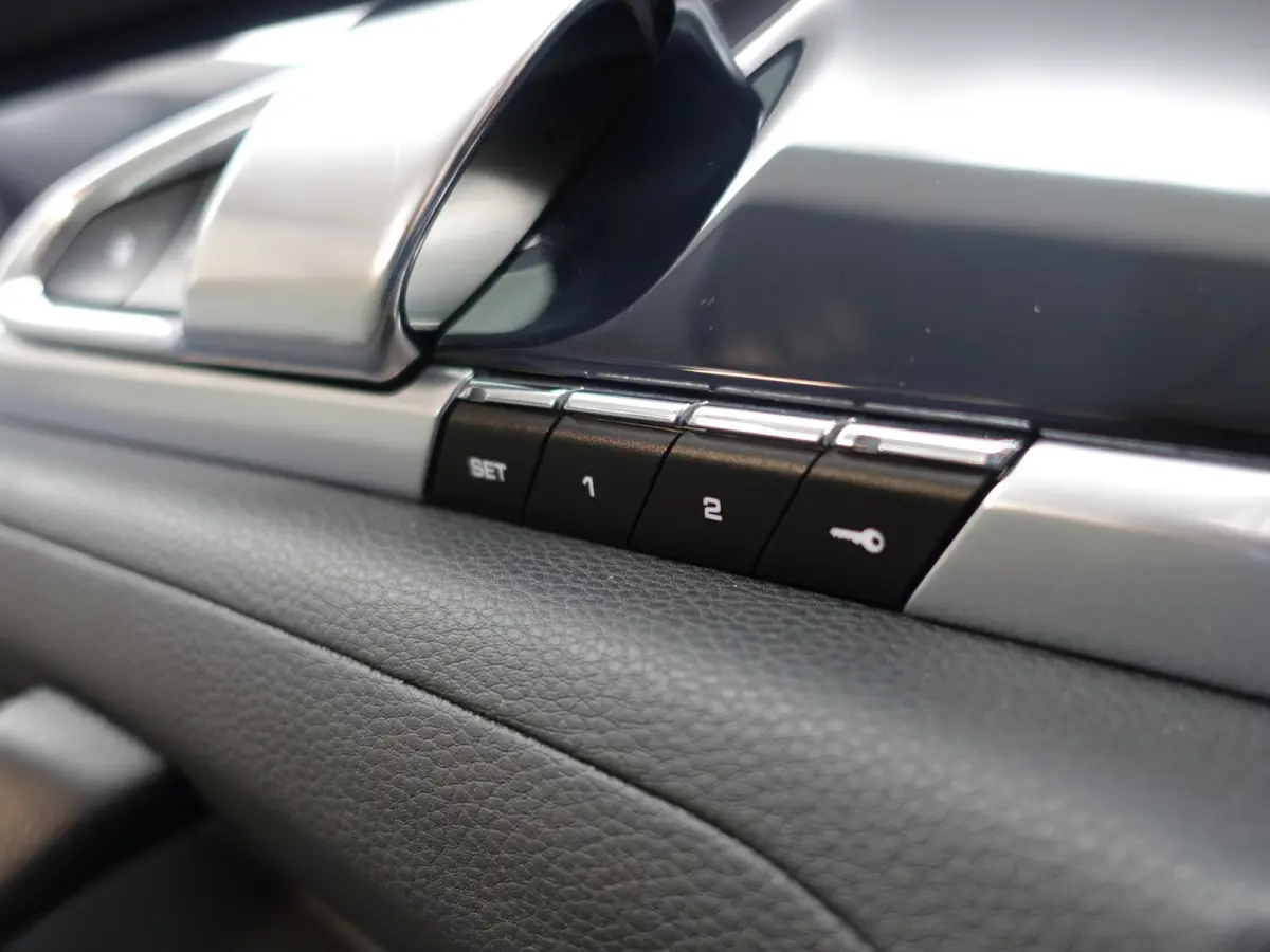 3.0 S E-Hybrid Aut- Sport Chrono, Memory Seats, Bose Audio, Schuifdak, Sport Interieur