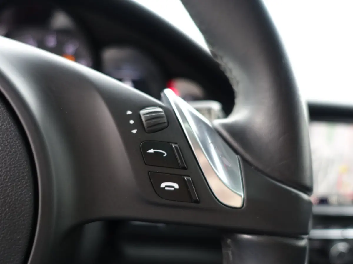 3.0 S E-Hybrid Aut- Sport Chrono, Memory Seats, Bose Audio, Schuifdak, Sport Interieur