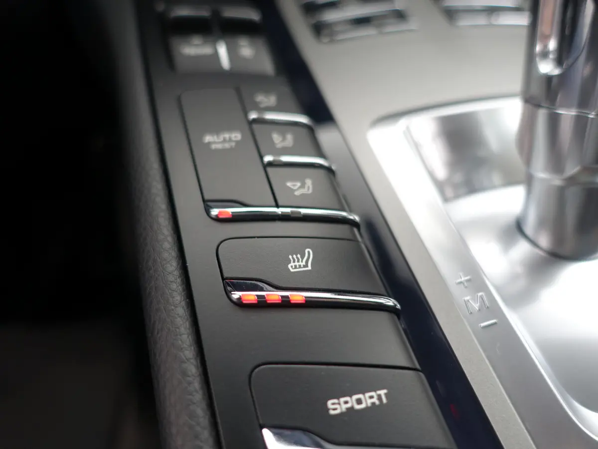 3.0 S E-Hybrid Aut- Sport Chrono, Memory Seats, Bose Audio, Schuifdak, Sport Interieur