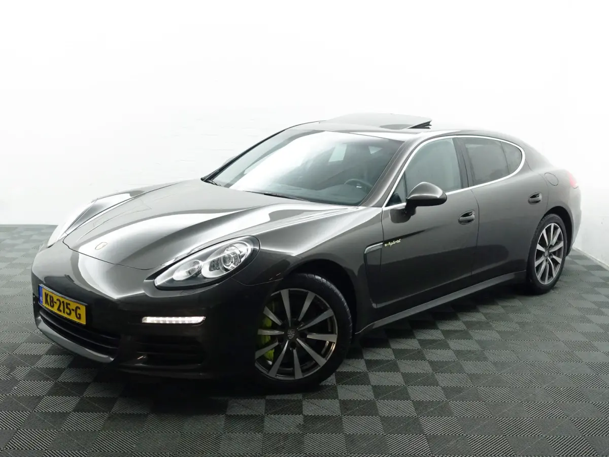 3.0 S E-Hybrid Aut- Sport Chrono, Memory Seats, Bose Audio, Schuifdak, Sport Interieur