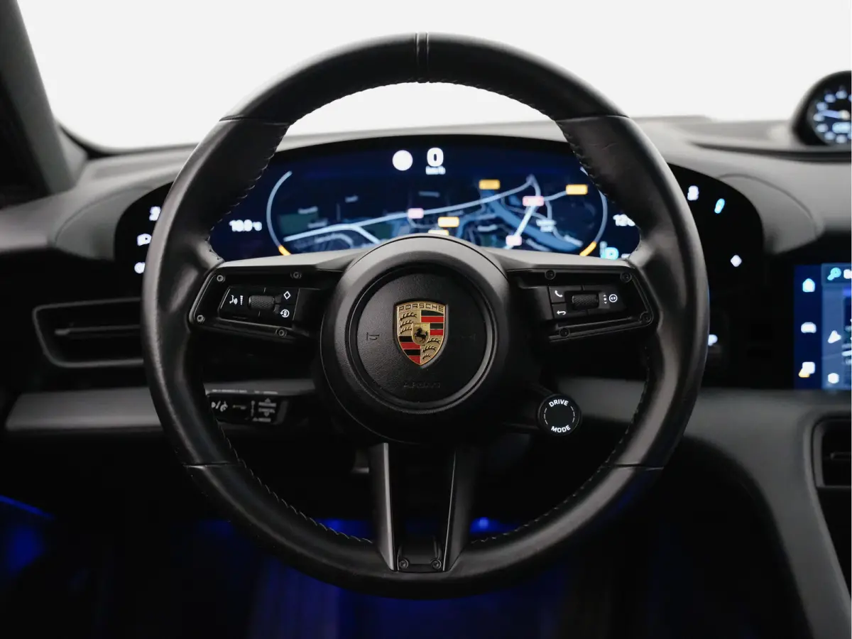 Performance 84kwh Panoramadak, Design Pakket, Bose Surround Sound, Sfeerverlichting