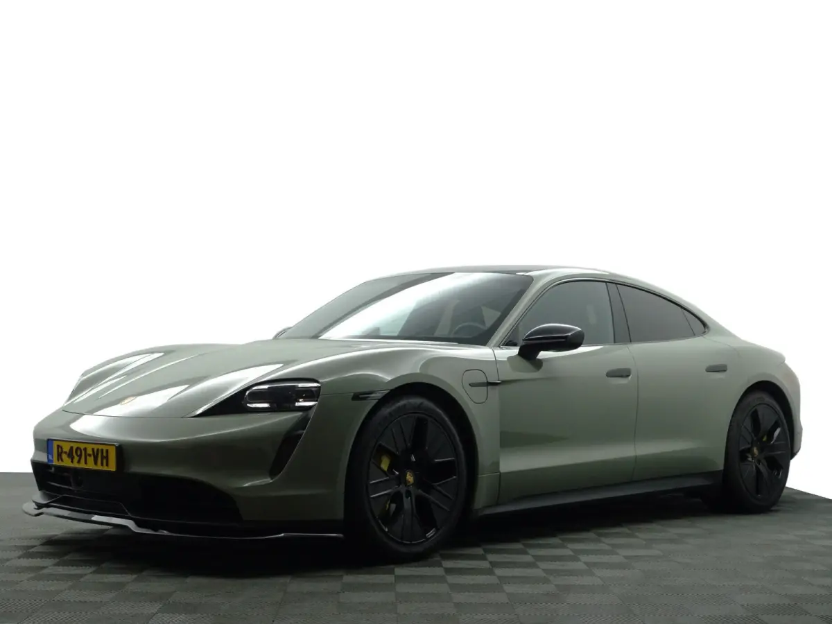 Performance 84kwh Panoramadak, Design Pakket, Bose Surround Sound, Sfeerverlichting