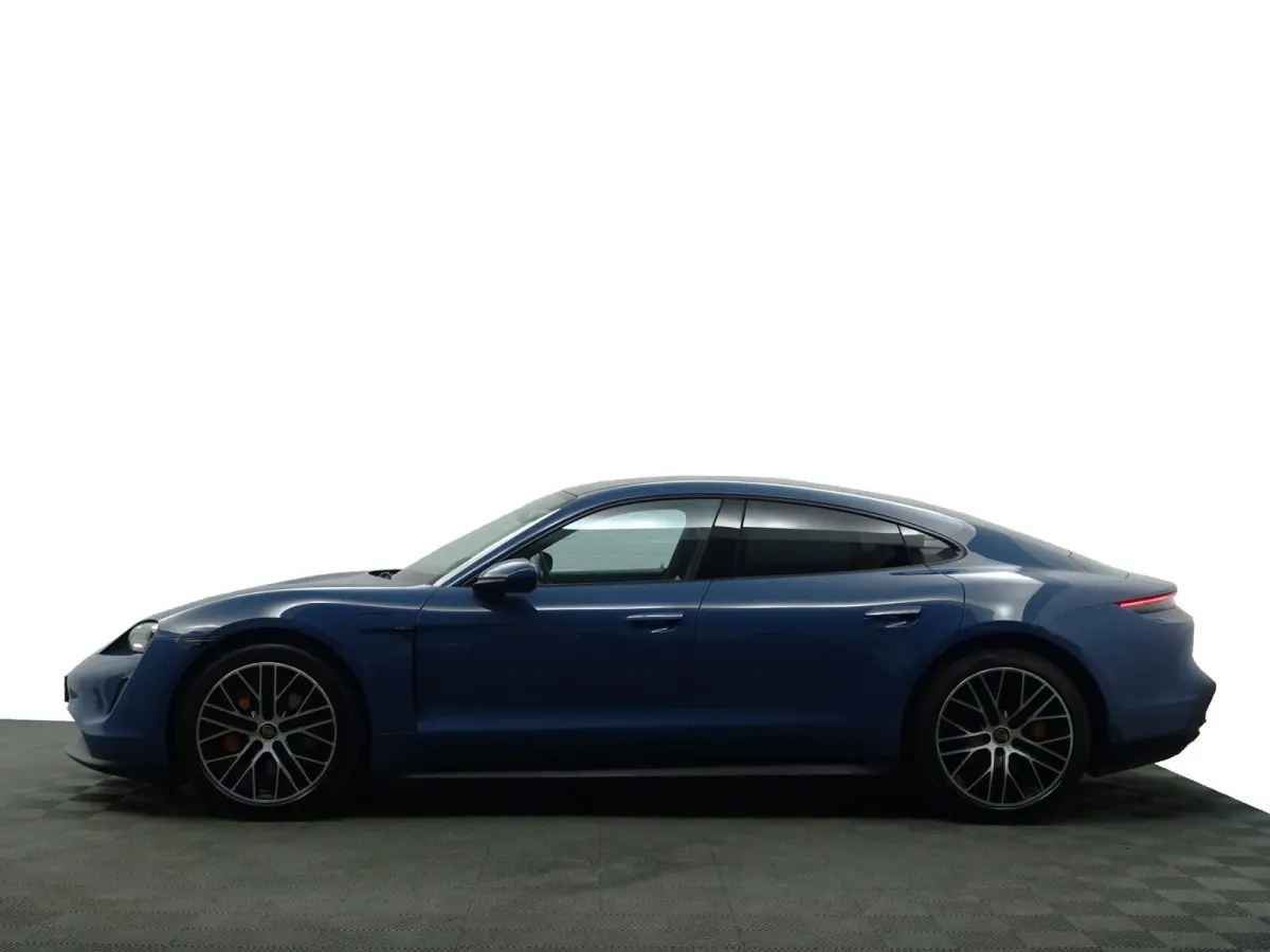 Performance 84 kWh- Bijrijdersdisplay, Panoramadak, Sport Chrono Pakket, Apple Carplay/Android Auto, Performance accu Plus
