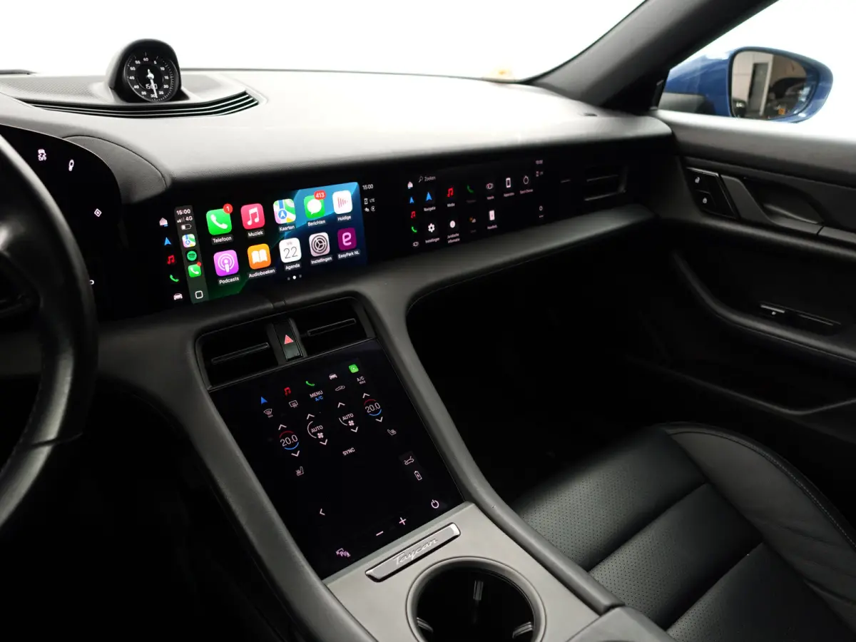 Performance 84 kWh- Bijrijdersdisplay, Panoramadak, Sport Chrono Pakket, Apple Carplay/Android Auto, Performance accu Plus