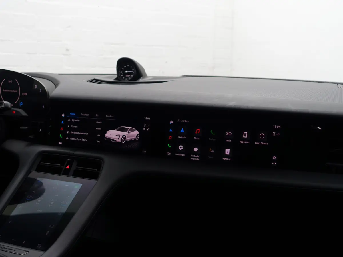 Performance 84 kWh- Bijrijdersdisplay, Panoramadak, Sport Chrono Pakket, Apple Carplay/Android Auto, Performance accu Plus