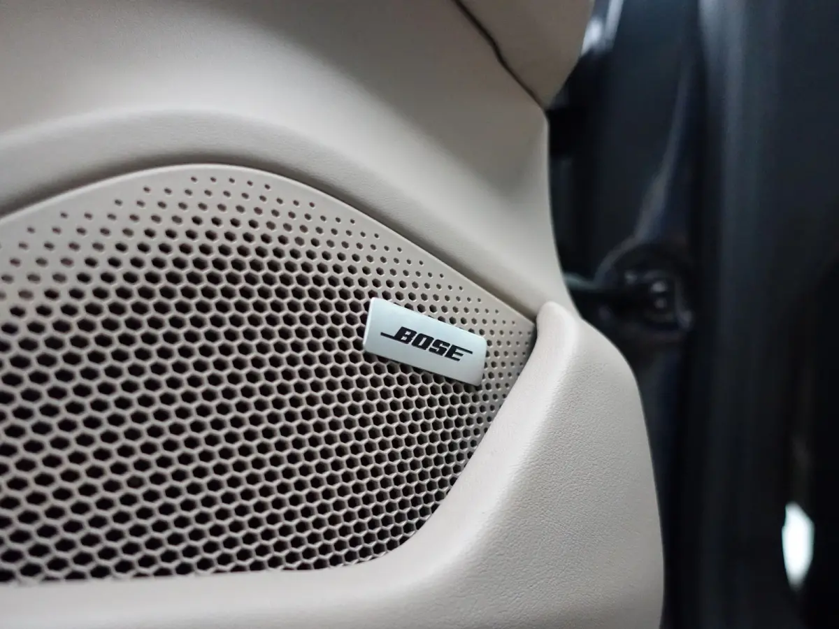 4S 84 kWh Dual View, Nachtzichtassistent, Offroad Design pakket, Bose Sound, Stuur/Stoelverwarming