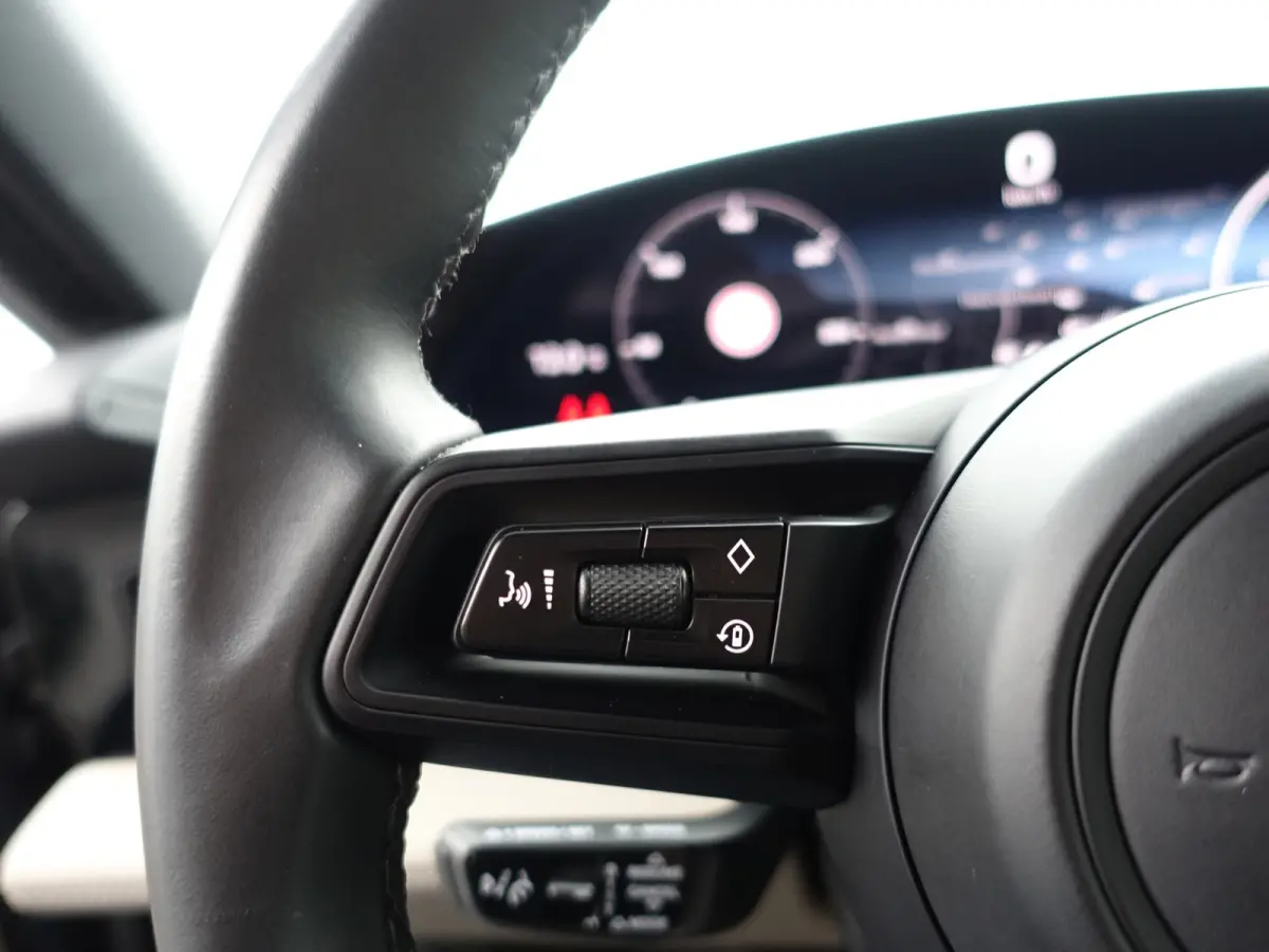 4S 84 kWh Dual View, Nachtzichtassistent, Offroad Design pakket, Bose Sound, Stuur/Stoelverwarming