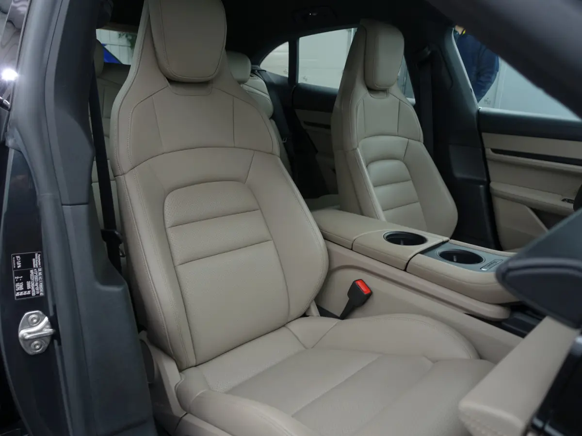 4S 84 kWh Dual View, Nachtzichtassistent, Offroad Design pakket, Bose Sound, Stuur/Stoelverwarming