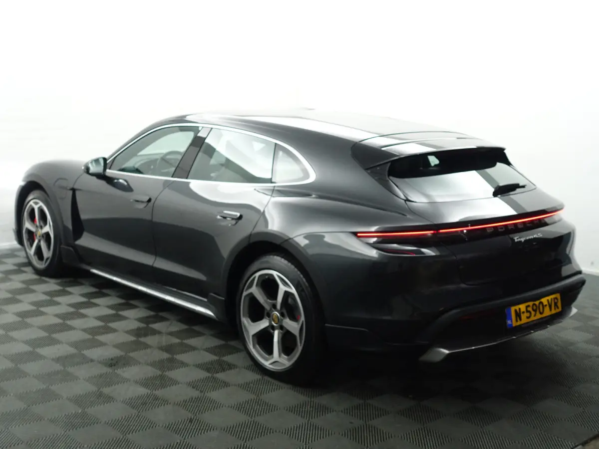 4S 84 kWh Dual View, Nachtzichtassistent, Offroad Design pakket, Bose Sound, Stuur/Stoelverwarming