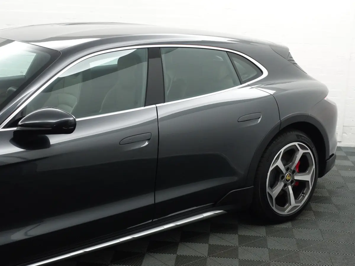 4S 84 kWh Dual View, Nachtzichtassistent, Offroad Design pakket, Bose Sound, Stuur/Stoelverwarming