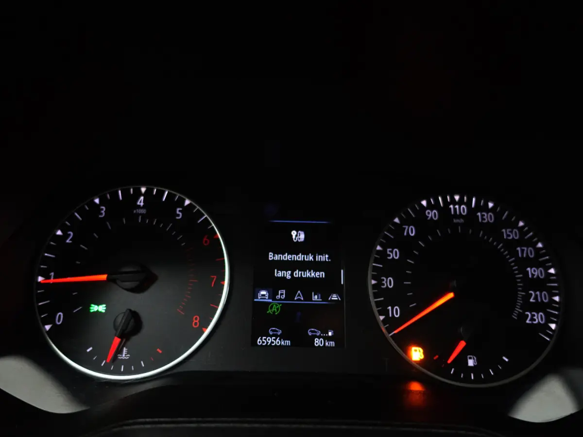 1.0 TCe 90 Equilibre- Carplay, Android Auto, Xenon Led, Lane Assist, Navigatie, Comfort Interieur