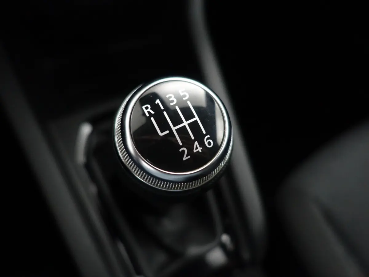 1.0 TCe 90 Equilibre- Carplay, Android Auto, Xenon Led, Lane Assist, Navigatie, Comfort Interieur