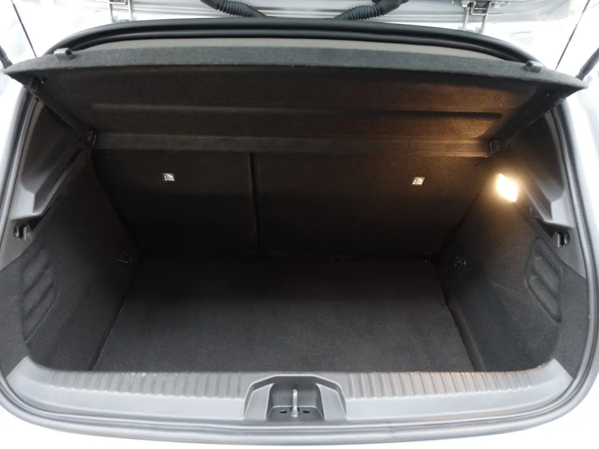 1.0 TCe 90 Equilibre- Carplay, Android Auto, Xenon Led, Lane Assist, Navigatie, Comfort Interieur