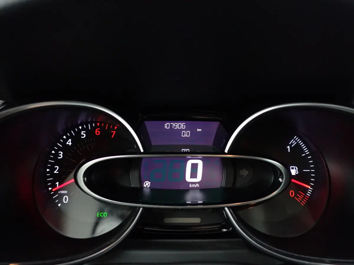 0.9 TCe Limited- Navigatie, Privacy Glass, Park Assist, Cruise, Led, Comfort Interieur