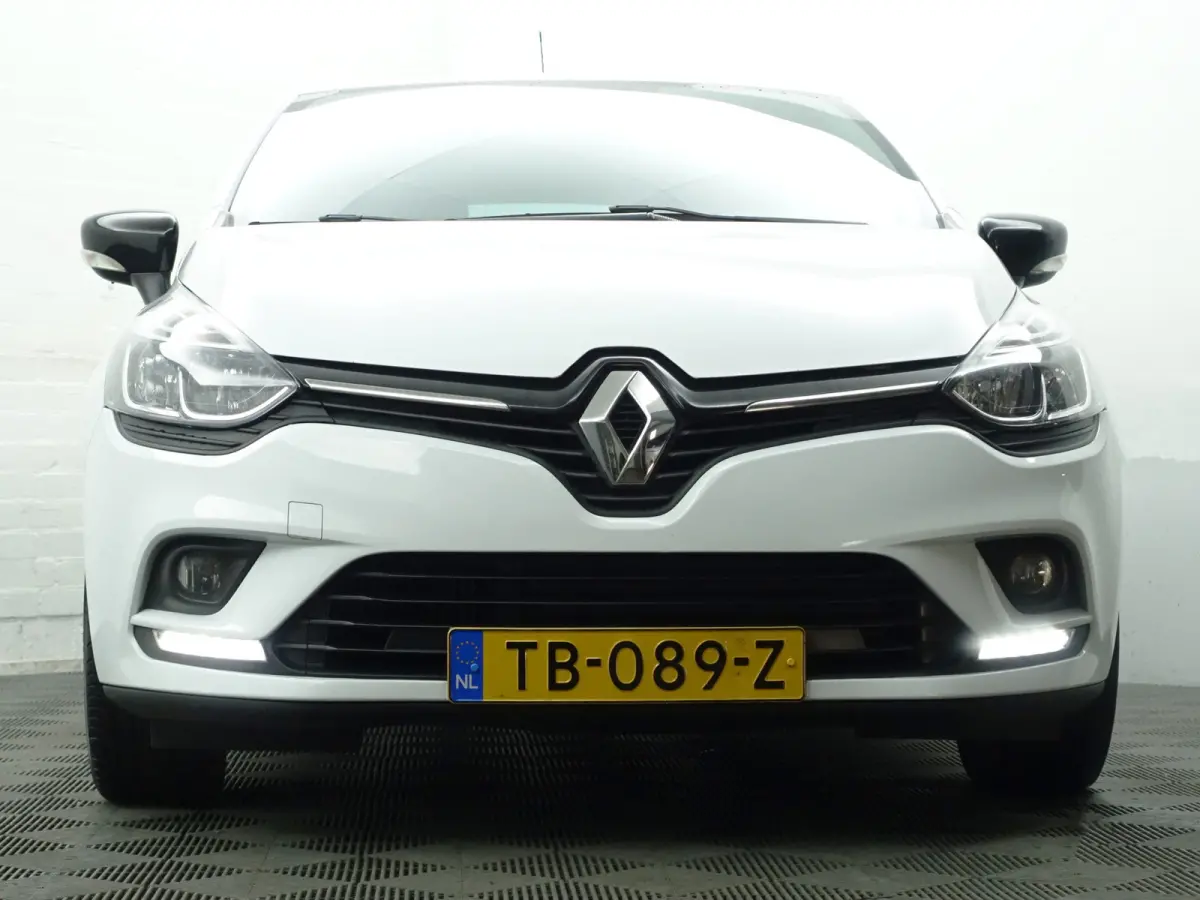 0.9 TCe Limited- Navigatie, Privacy Glass, Park Assist, Cruise, Led, Comfort Interieur