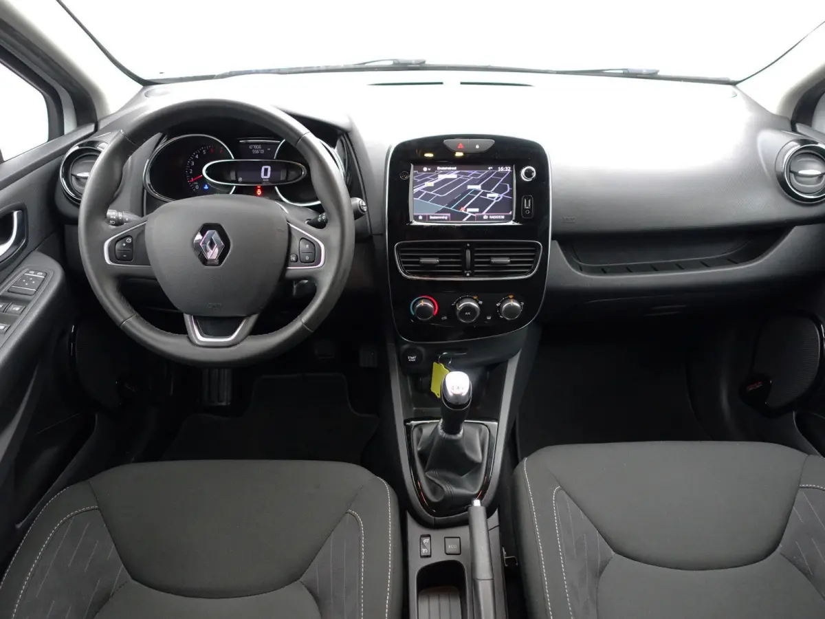 0.9 TCe Limited- Navigatie, Privacy Glass, Park Assist, Cruise, Led, Comfort Interieur
