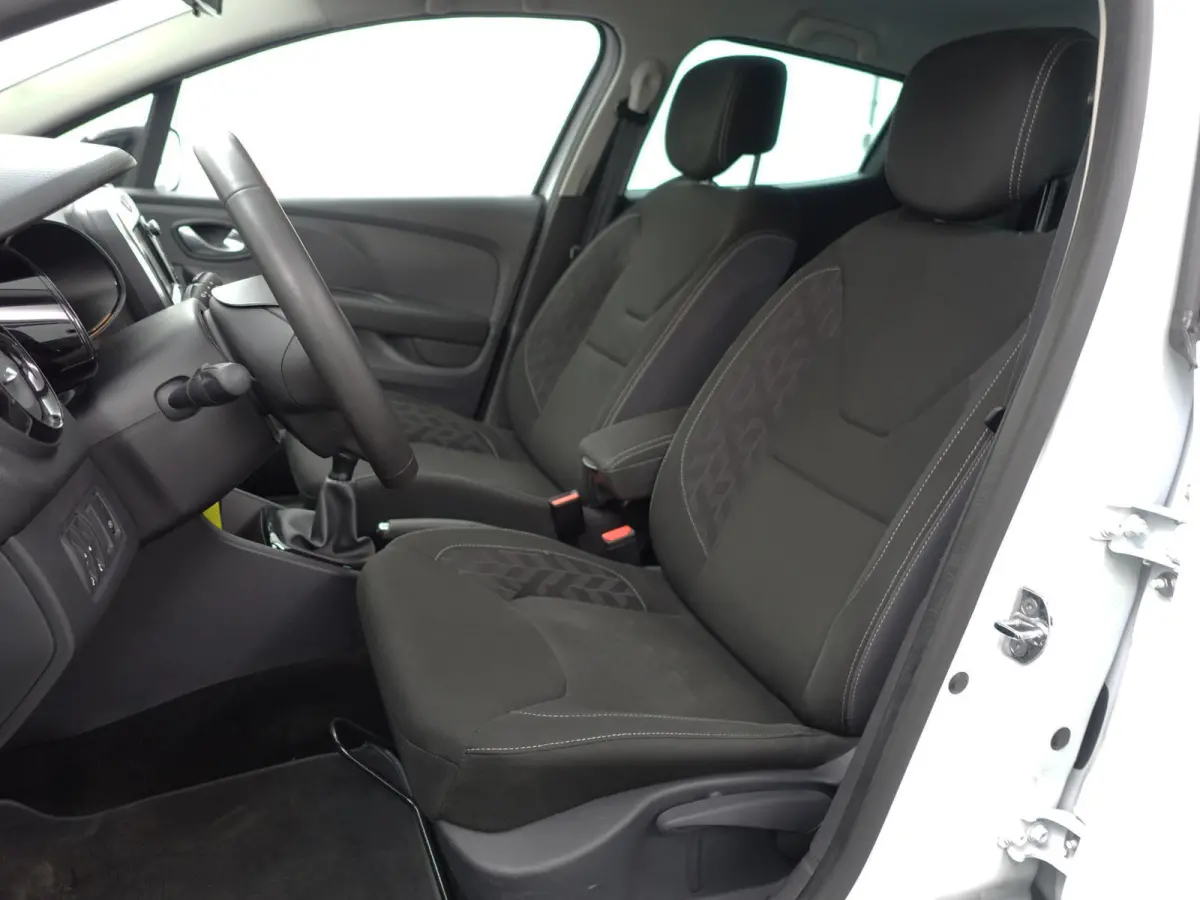 0.9 TCe Limited- Navigatie, Privacy Glass, Park Assist, Cruise, Led, Comfort Interieur