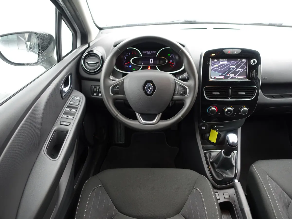 0.9 TCe Limited- Navigatie, Privacy Glass, Park Assist, Cruise, Led, Comfort Interieur