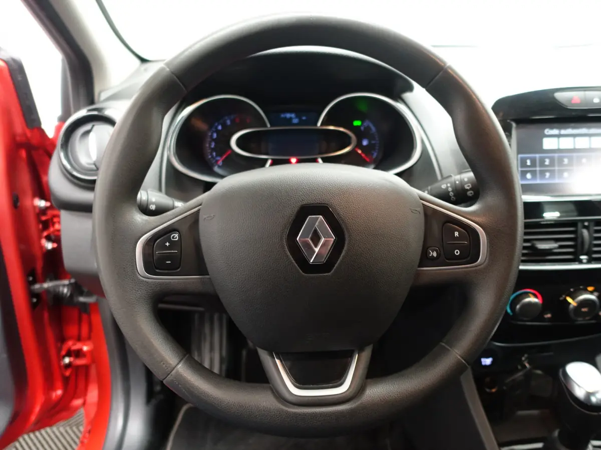 0.9 TCe Sport- Full map Navi, Xenon Led, Cruise, ECC, LMV