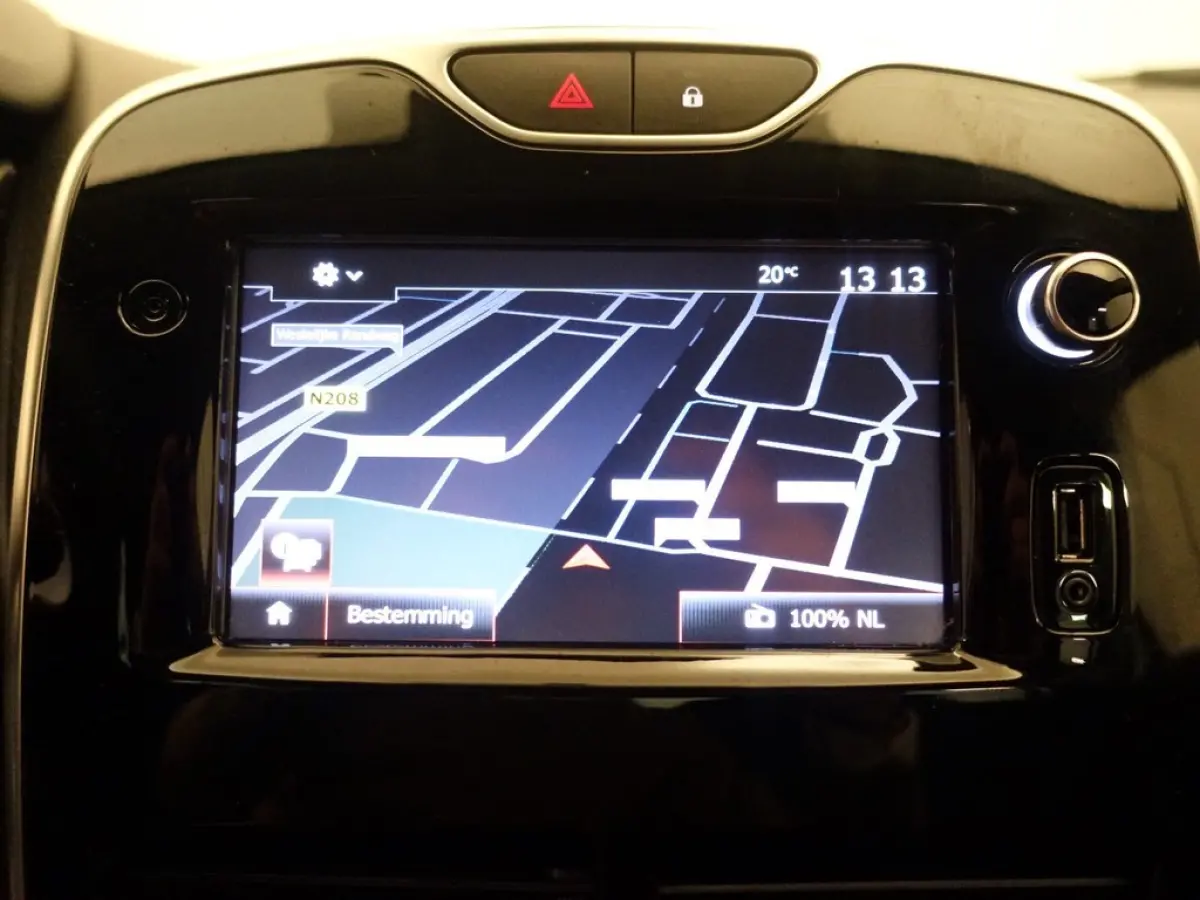 0.9 TCe Sport- Full map Navi, Xenon Led, Cruise, ECC, LMV