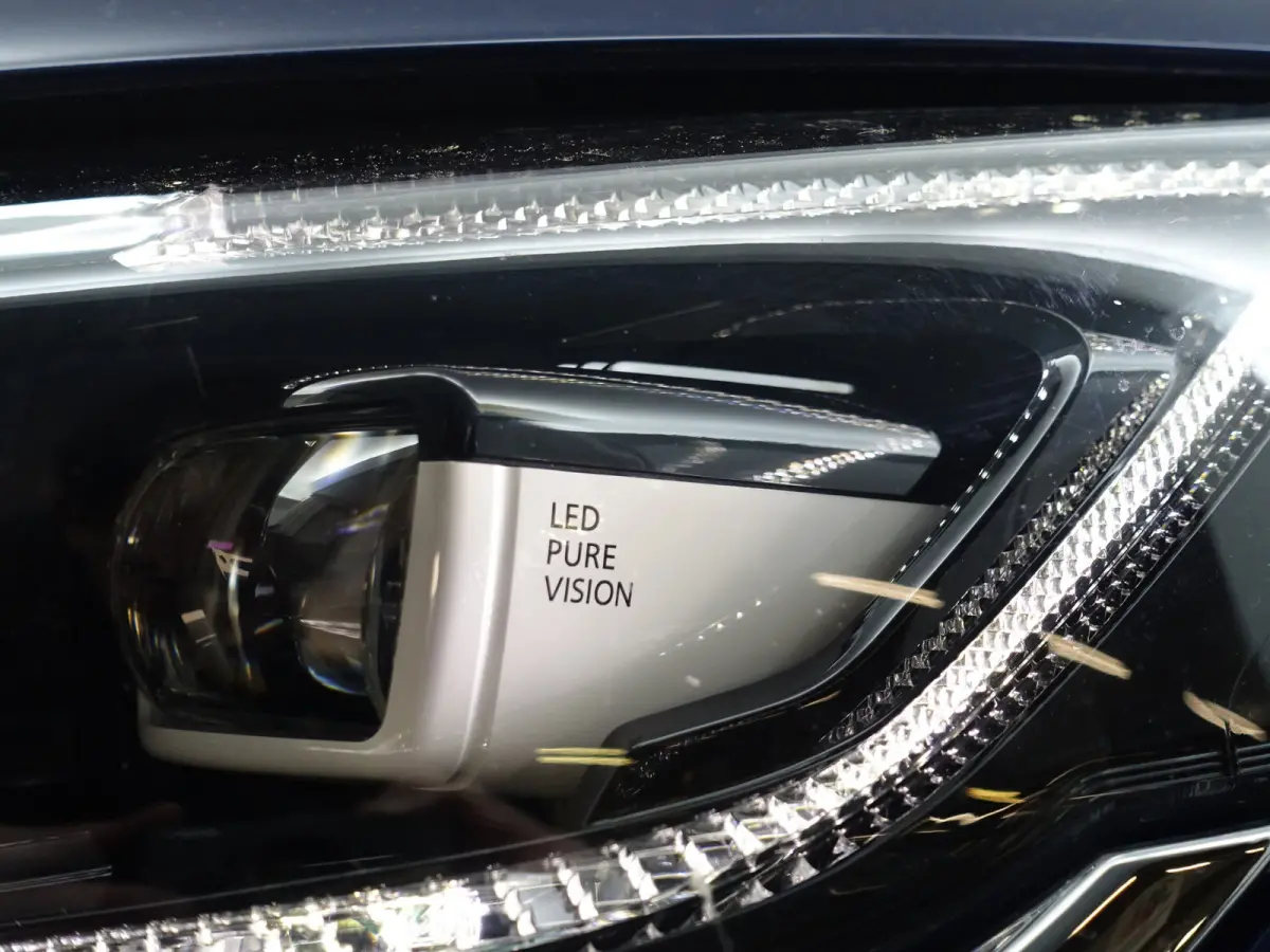 1.8 TCe Intens Panoramic Aut- Panoramadak, Xenon Led, Park Assist, Blindspot, Comfort Interieur, Virtual Cockpit