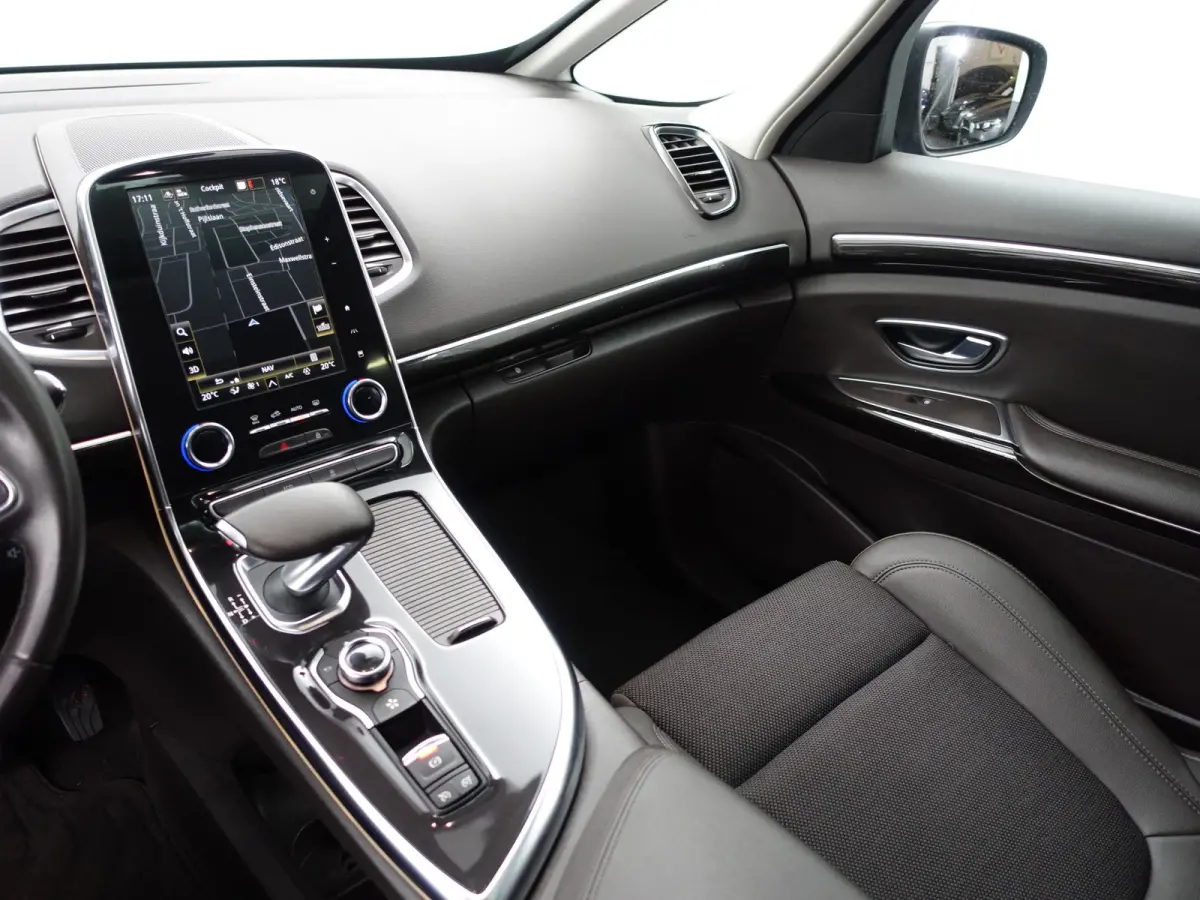 1.8 TCe Intens Panoramic Aut- Panoramadak, Xenon Led, Park Assist, Blindspot, Comfort Interieur, Virtual Cockpit