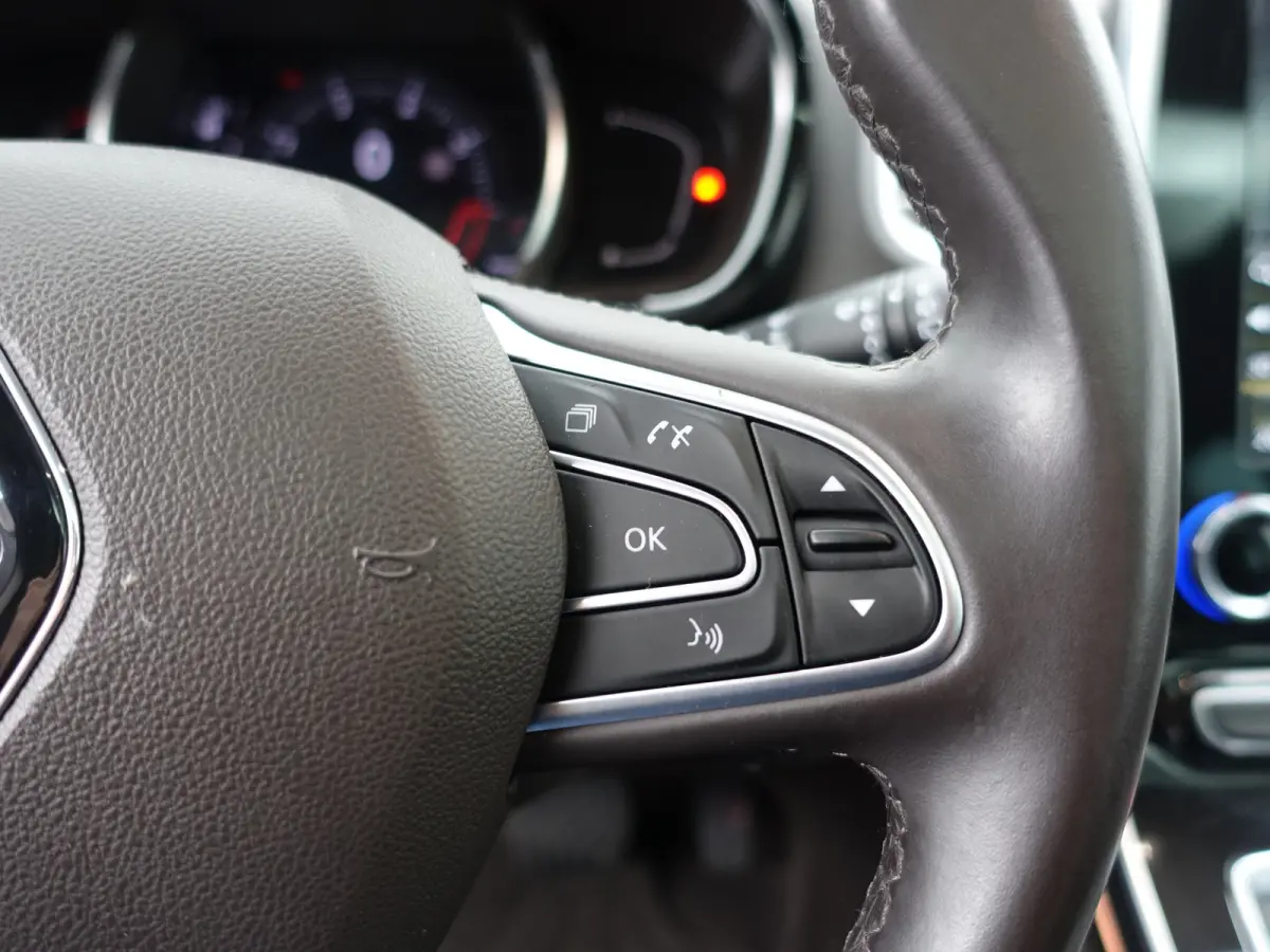 1.8 TCe Intens Panoramic Aut- Panoramadak, Xenon Led, Park Assist, Blindspot, Comfort Interieur, Virtual Cockpit