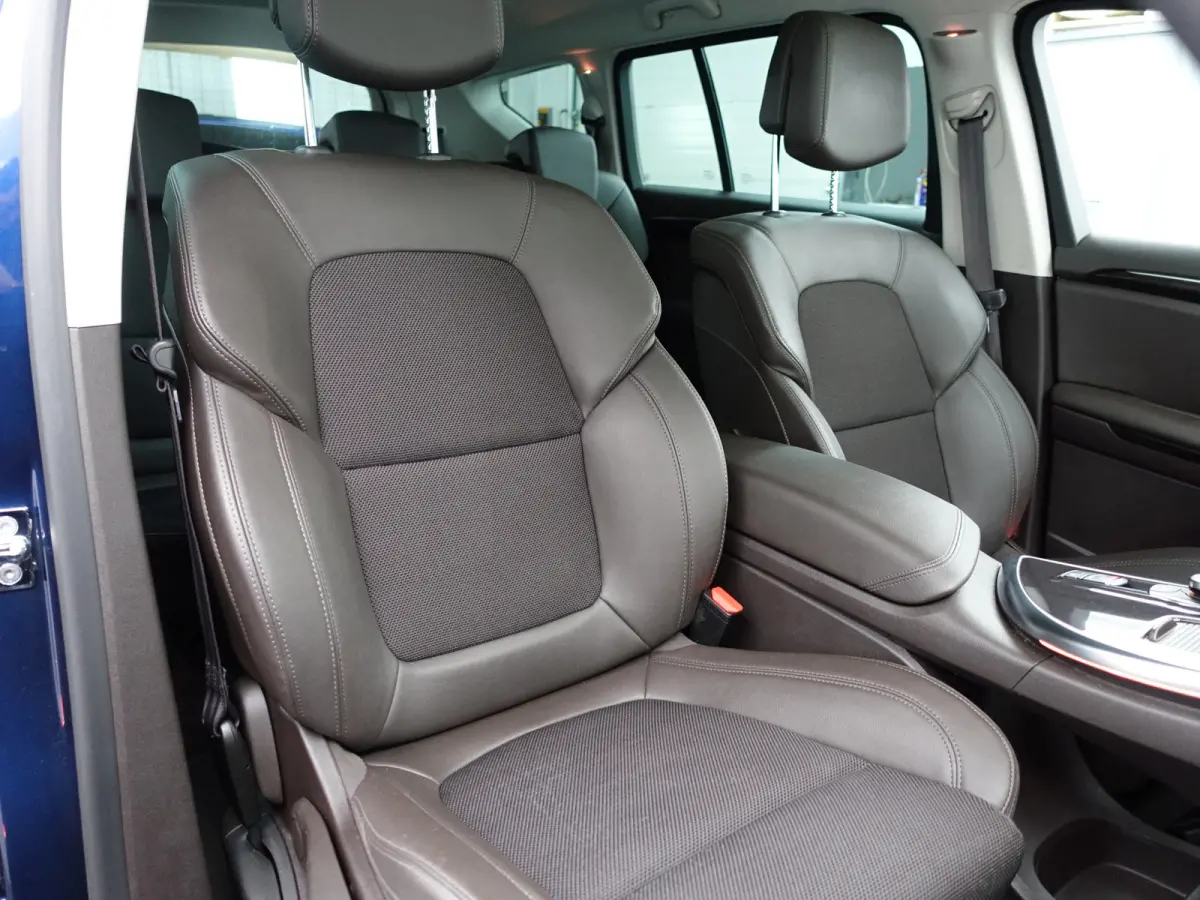 1.8 TCe Intens Panoramic Aut- Panoramadak, Xenon Led, Park Assist, Blindspot, Comfort Interieur, Virtual Cockpit