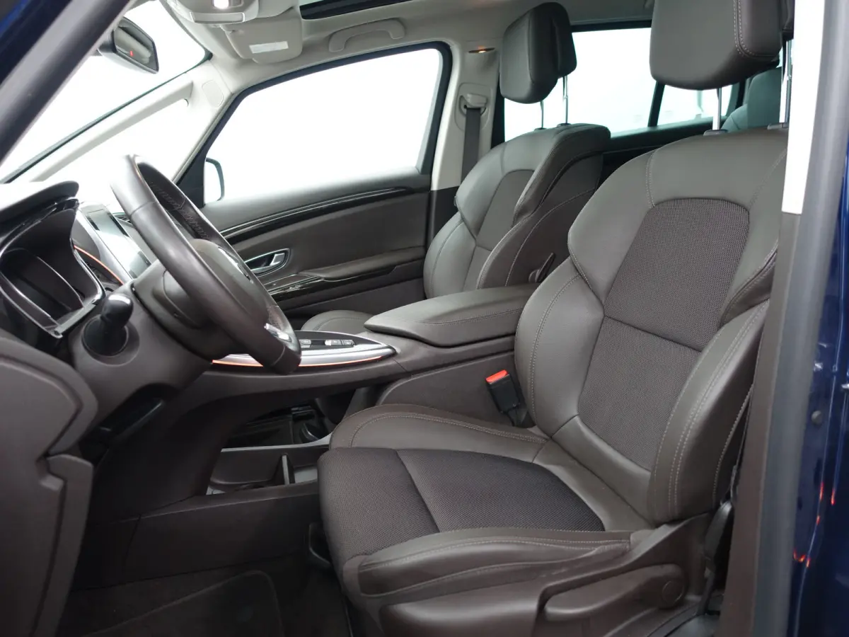 1.8 TCe Intens Panoramic Aut- Panoramadak, Xenon Led, Park Assist, Blindspot, Comfort Interieur, Virtual Cockpit