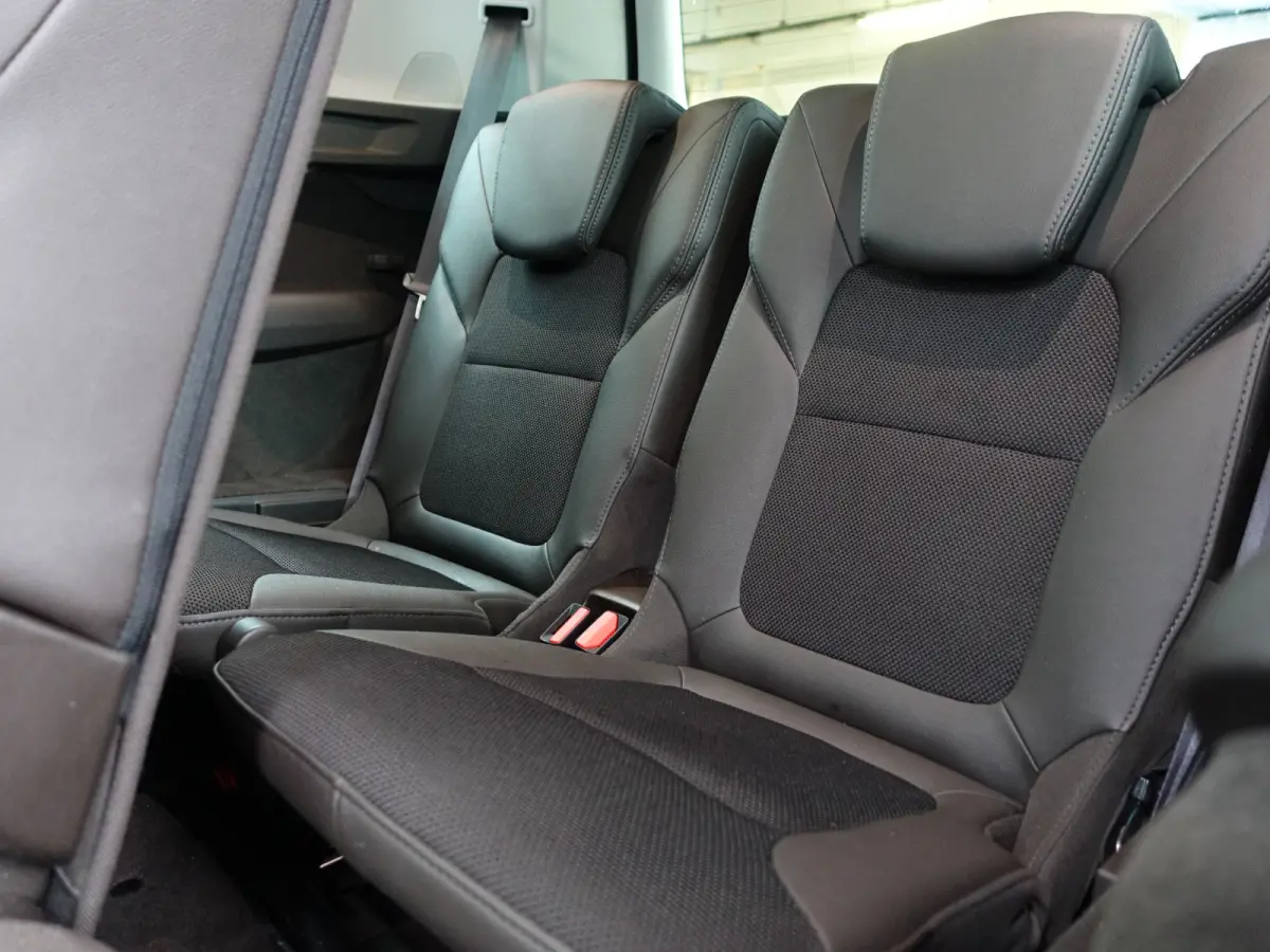 1.8 TCe Intens Panoramic Aut- Panoramadak, Xenon Led, Park Assist, Blindspot, Comfort Interieur, Virtual Cockpit