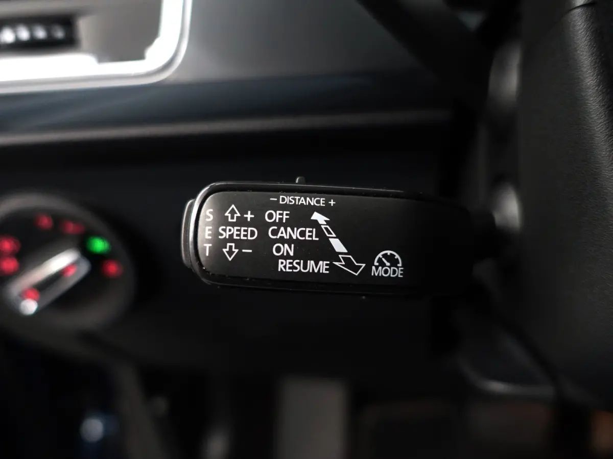 1.4 EcoTSI Style Business Intense Aut- 360 Camera, Carplay, Android Auto, Keyless, ACC Cruise, Xenon Led