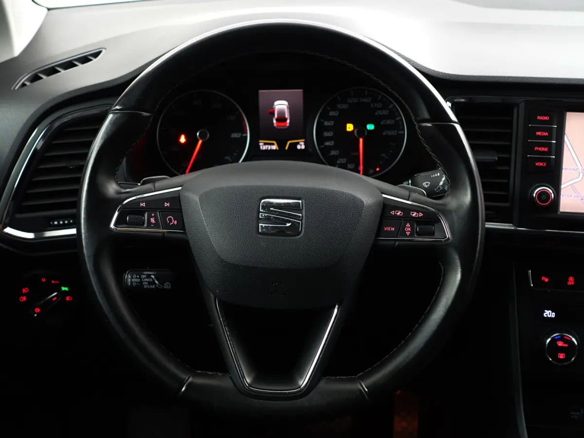 1.4 EcoTSI Style Business Intense Aut- 360 Camera, Carplay, Android Auto, Keyless, ACC Cruise, Xenon Led