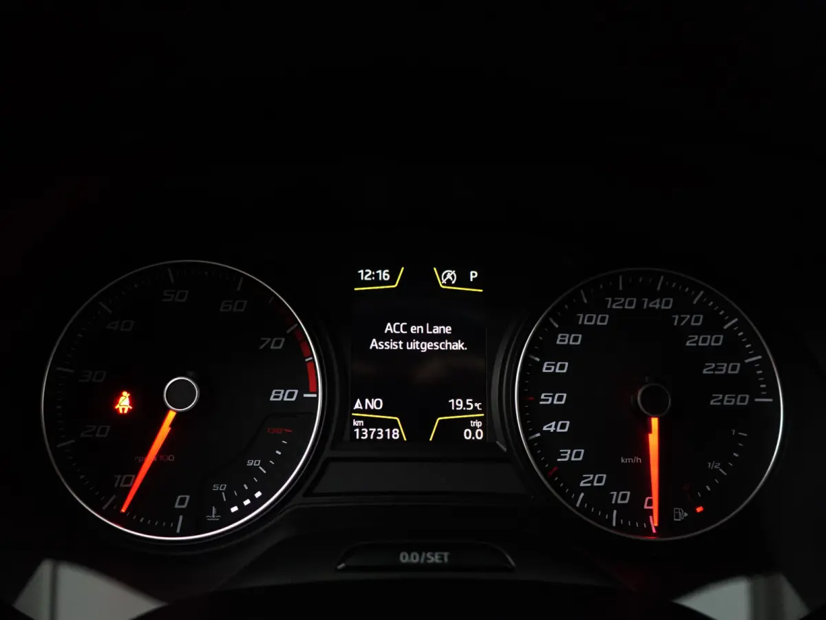 1.4 EcoTSI Style Business Intense Aut- 360 Camera, Carplay, Android Auto, Keyless, ACC Cruise, Xenon Led