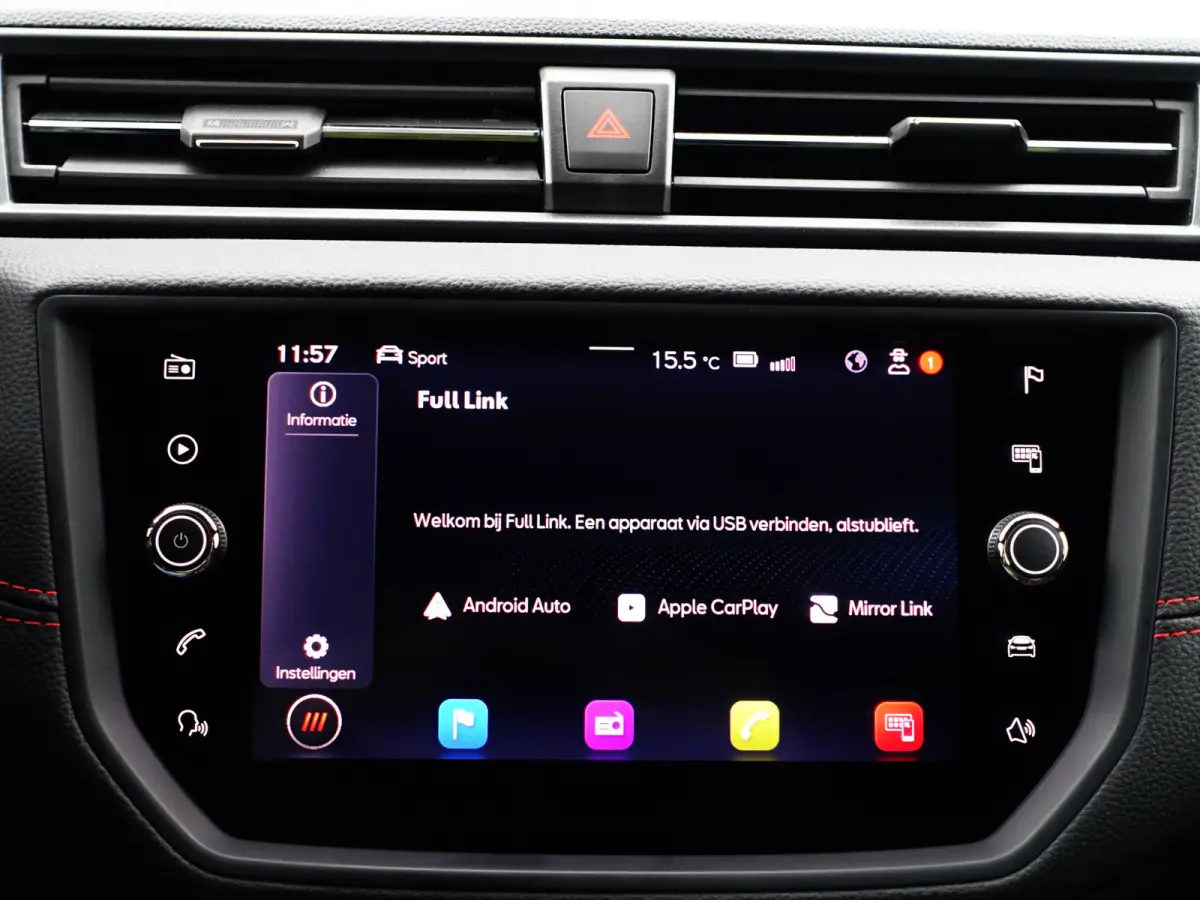 1.0 TSI FR Business Intense- CarPlay, Camera, Dynamic Select, Sfeerverlichting, Park Assist, Led