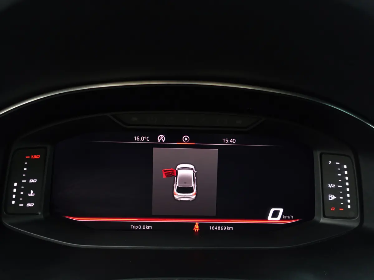 1.0 TSI FR Sport- Carplay, Sfeerverlichting, Front Assist, Park Assist, Virtual Cockpit