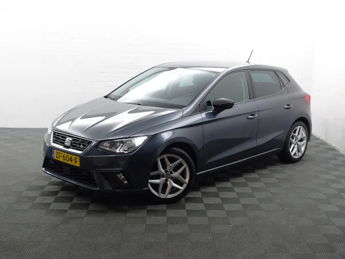 1.0 TSI FR Sport- Carplay, Sfeerverlichting, Front Assist, Park Assist, Virtual Cockpit