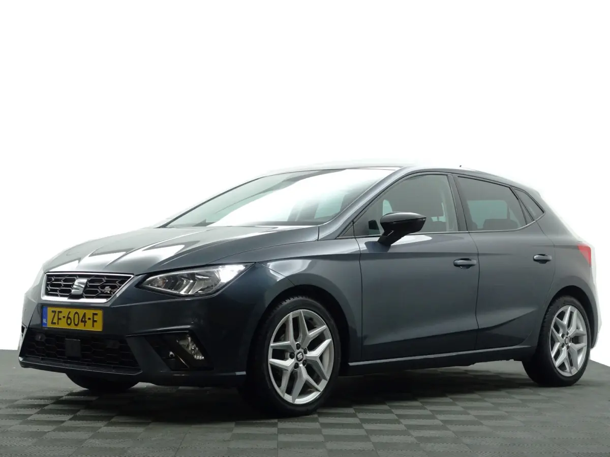 1.0 TSI FR Sport- Carplay, Sfeerverlichting, Front Assist, Park Assist, Virtual Cockpit