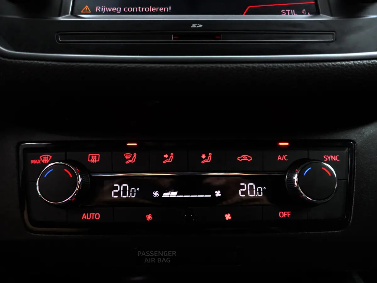 1.0 TSI FR Sport- Carplay, Sfeerverlichting, Front Assist, Park Assist, Virtual Cockpit