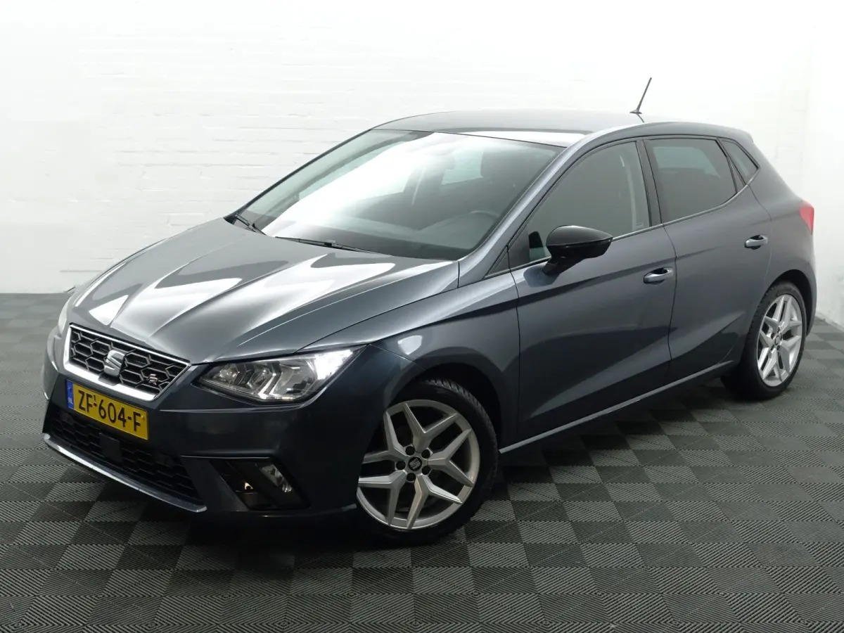 1.0 TSI FR Sport- Carplay, Sfeerverlichting, Front Assist, Park Assist, Virtual Cockpit