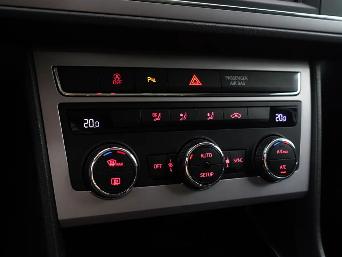 1.5 TSI Xcellence+ Panoramadak, Beats Audio, Carplay, Sfeerverlichting, 360 Camera, Keyless, Park Assist