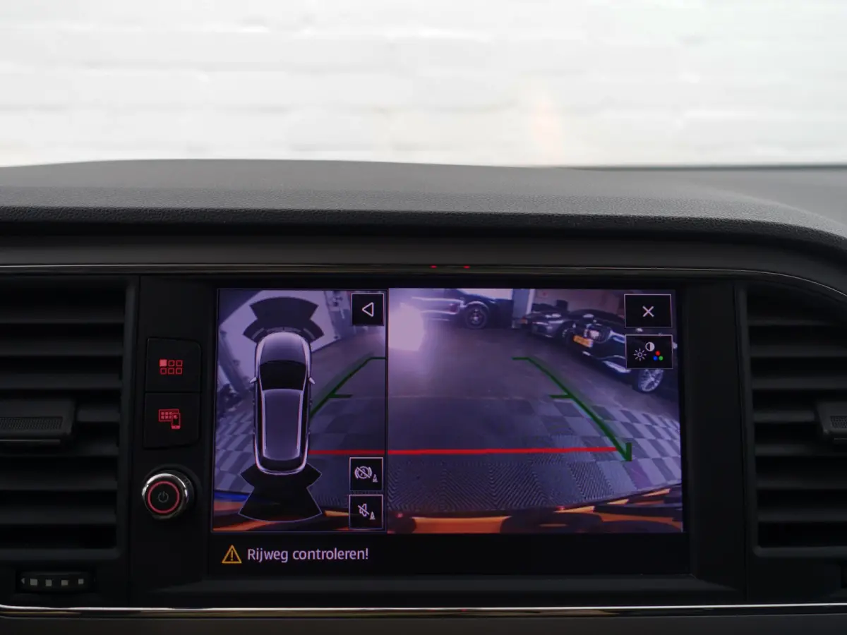 1.5 TSI Xcellence+ Panoramadak, Beats Audio, Carplay, Sfeerverlichting, 360 Camera, Keyless, Park Assist
