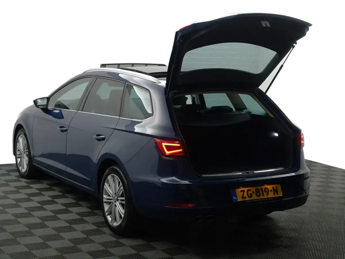 1.5 TSI Xcellence+ Panoramadak, Beats Audio, Carplay, Sfeerverlichting, 360 Camera, Keyless, Park Assist