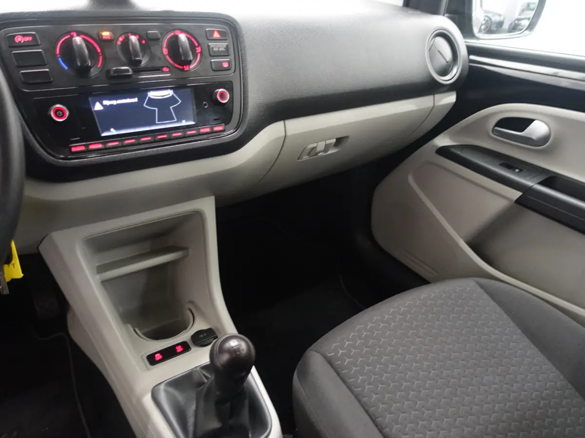 1.0 Intense- Park Assist, Bluetooth Audio, Clima, 5 Deurs, Elek Pakket