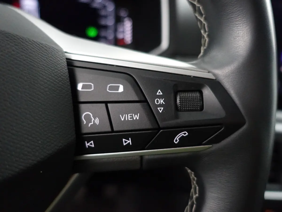 1.5 TSI Style Business Intense Aut- 7 Pers, Carplay, Android Auto, Virtual Cockpit, Keyless, Xenon Led, Camera