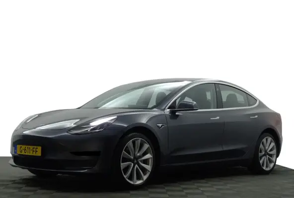 Long Range AWD 75 kWh- NAP 55dkm, Panoramadak, Camera, Autopilot, Xenon Led