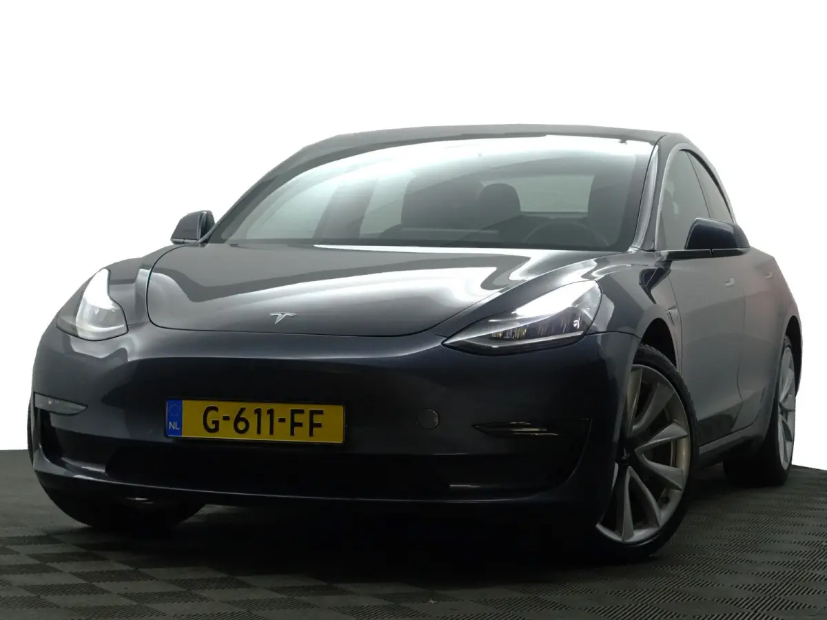 Long Range AWD 75 kWh- NAP 55dkm, Panoramadak, Camera, Autopilot, Xenon Led