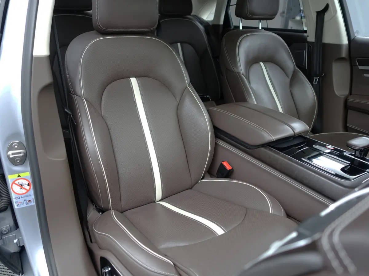 4.0 TFSI S8 Quattro Design selection- Stoelmassage, Head Up, Stoelventilatie, Alcantara interieur afwerking