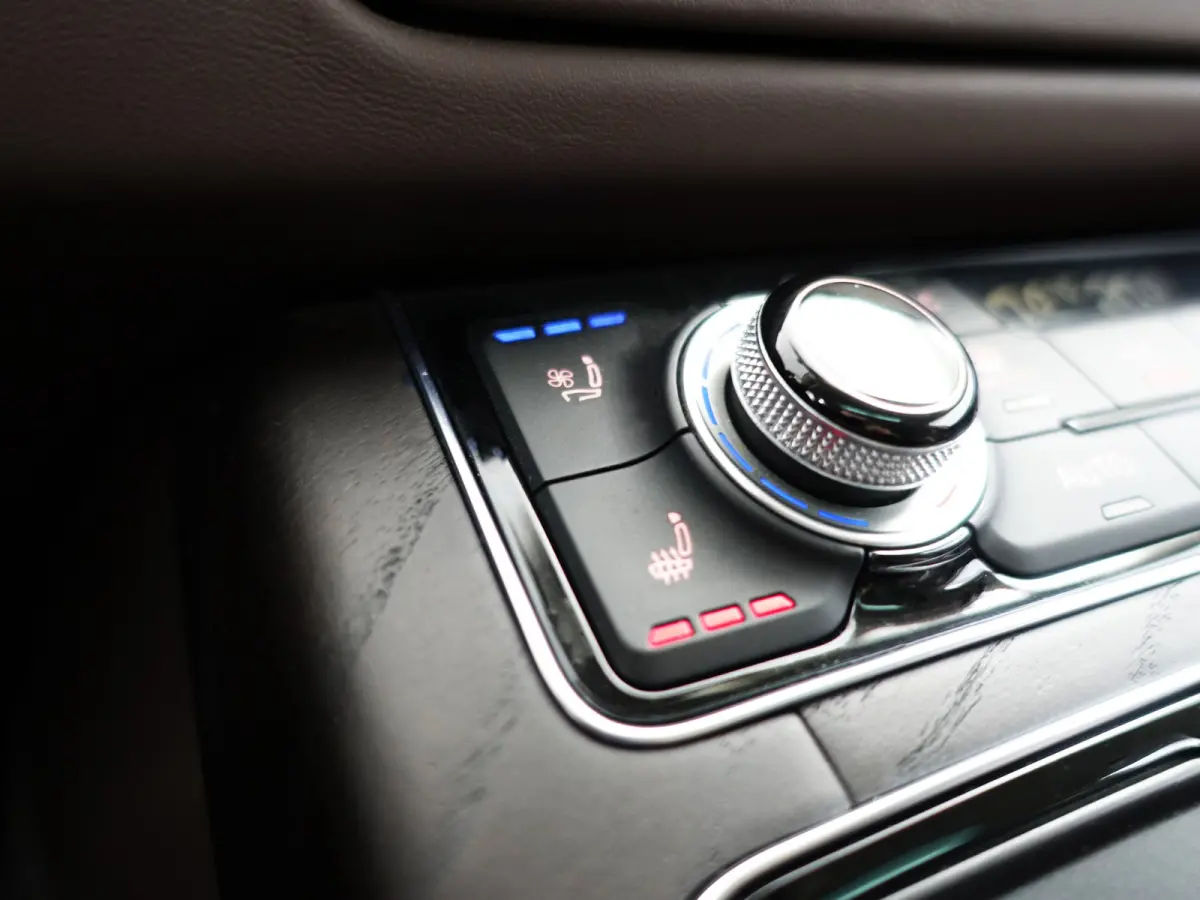 4.0 TFSI S8 Quattro Design selection- Stoelmassage, Head Up, Stoelventilatie, Alcantara interieur afwerking