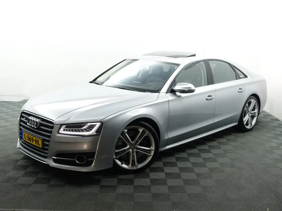 4.0 TFSI S8 Quattro Design selection- Stoelmassage, Head Up, Stoelventilatie, Alcantara interieur afwerking